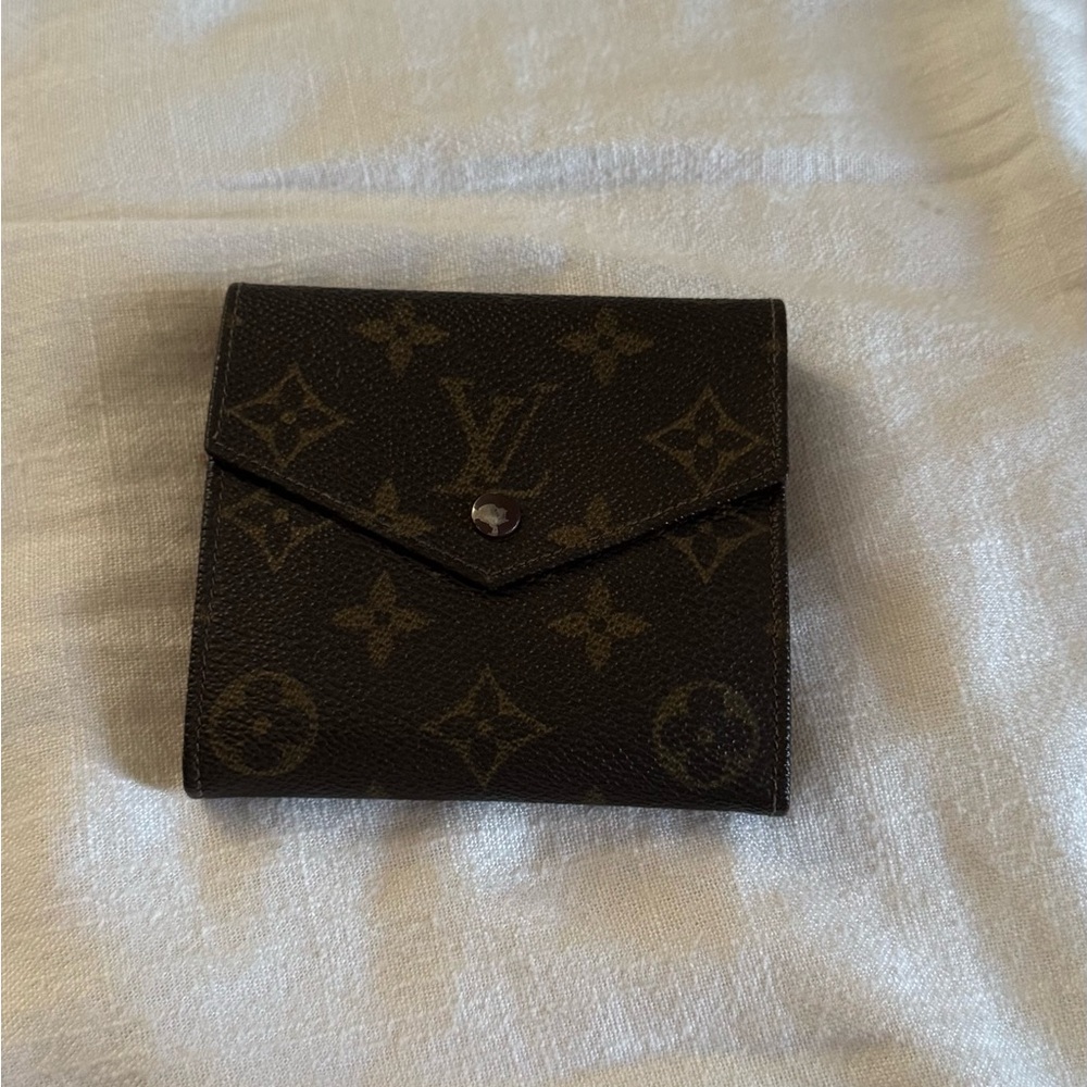 Louis Vuitton Monogram Compact Wallet